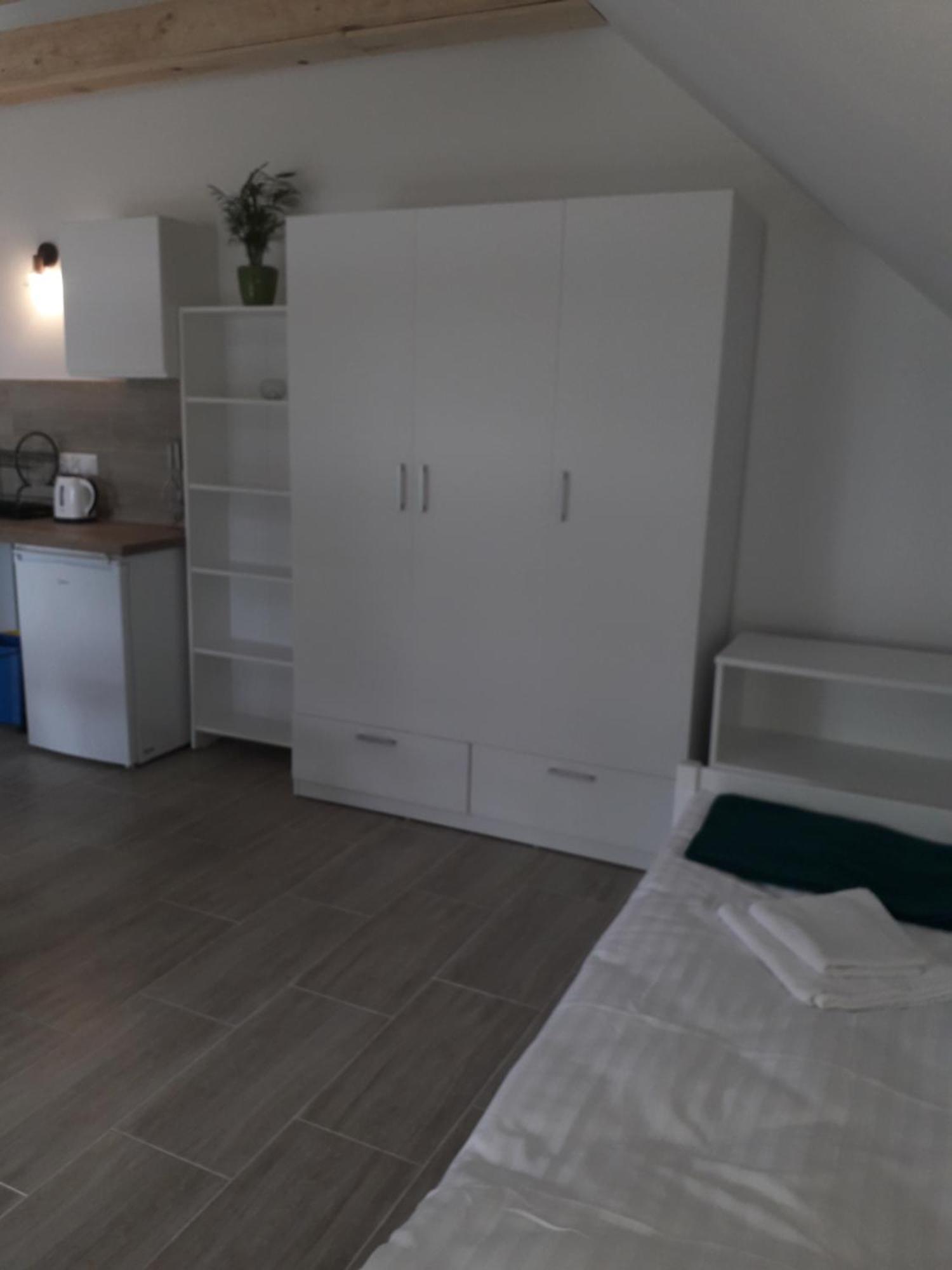 Paprotowka Apartament Wiosenny Paprotno المظهر الخارجي الصورة